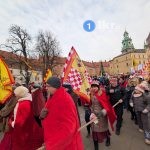 orszak trzech kroli w krakowie 2026 10 150x150 - Wspominamy Orszak Trzech Kr&oacute;li w Krakowie 2026 &ndash; Podsumowanie. Tłumy, smok i historyczne akcenty (ZDJĘCIA)