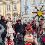 orszak trzech kroli w krakowie 2026 113 150x150 - Wspominamy Orszak Trzech Kr&oacute;li w Krakowie 2026 &ndash; Podsumowanie. Tłumy, smok i historyczne akcenty (ZDJĘCIA)
