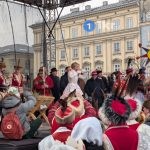 orszak trzech kroli w krakowie 2026 122 150x150 - Wspominamy Orszak Trzech Kr&oacute;li w Krakowie 2026 &ndash; Podsumowanie. Tłumy, smok i historyczne akcenty (ZDJĘCIA)