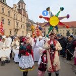 orszak trzech kroli w krakowie 2026 2 150x150 - Wspominamy Orszak Trzech Kr&oacute;li w Krakowie 2026 &ndash; Podsumowanie. Tłumy, smok i historyczne akcenty (ZDJĘCIA)