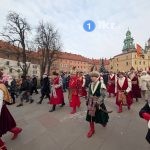 orszak trzech kroli w krakowie 2026 27 150x150 - Wspominamy Orszak Trzech Kr&oacute;li w Krakowie 2026 &ndash; Podsumowanie. Tłumy, smok i historyczne akcenty (ZDJĘCIA)