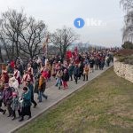 orszak trzech kroli w krakowie 2026 36 150x150 - Wspominamy Orszak Trzech Kr&oacute;li w Krakowie 2026 &ndash; Podsumowanie. Tłumy, smok i historyczne akcenty (ZDJĘCIA)