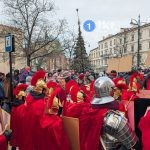 orszak trzech kroli w krakowie 2026 53 150x150 - Wspominamy Orszak Trzech Kr&oacute;li w Krakowie 2026 &ndash; Podsumowanie. Tłumy, smok i historyczne akcenty (ZDJĘCIA)