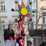 orszak trzech kroli w krakowie 2026 65 150x150 - Wspominamy Orszak Trzech Kr&oacute;li w Krakowie 2026 &ndash; Podsumowanie. Tłumy, smok i historyczne akcenty (ZDJĘCIA)