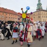 orszak trzech kroli w krakowie 2026 7 150x150 - Wspominamy Orszak Trzech Kr&oacute;li w Krakowie 2026 &ndash; Podsumowanie. Tłumy, smok i historyczne akcenty (ZDJĘCIA)