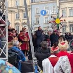 orszak trzech kroli w krakowie 2026 77 150x150 - Wspominamy Orszak Trzech Kr&oacute;li w Krakowie 2026 &ndash; Podsumowanie. Tłumy, smok i historyczne akcenty (ZDJĘCIA)