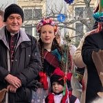 orszak trzech kroli w krakowie 2026 87 150x150 - Wspominamy Orszak Trzech Kr&oacute;li w Krakowie 2026 &ndash; Podsumowanie. Tłumy, smok i historyczne akcenty (ZDJĘCIA)